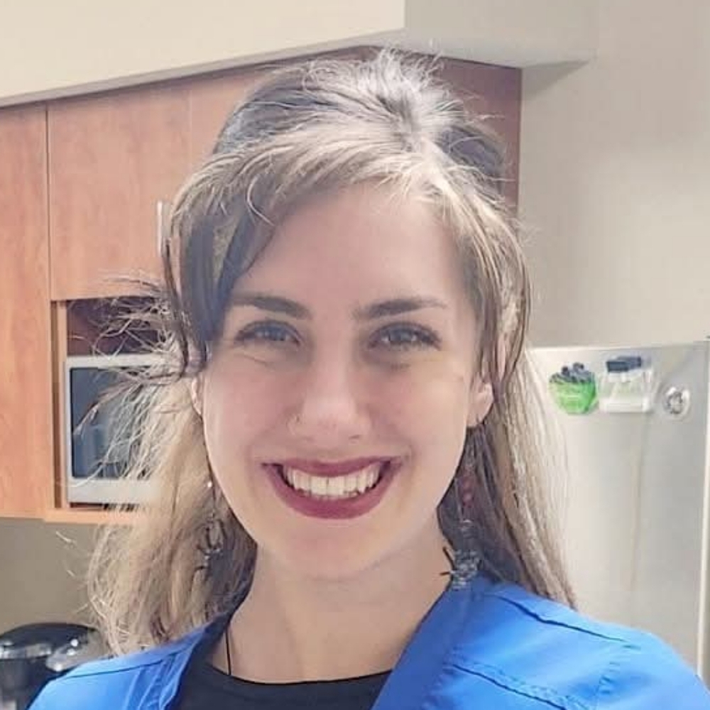 Meet your Posher, Hannah